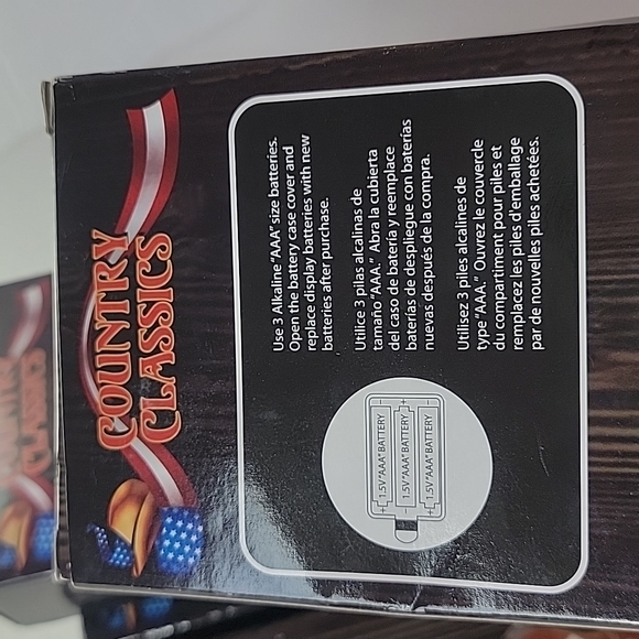 COUNTRY CLASSICS Illuminated Musical GUITAR ORNAMENT. 4-Set. - Picture 2 of 7